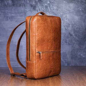 Brown Leather Backpack, Tan Rucksack, Minimalist Backpack, Laptop Bag, City Bag, Urban Backpack, College Bag, Elegant Bag, Everyday Backpack