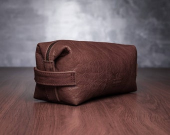 Big size cosmetic bag; leather pouch; travel accessories; make up bag; gift for her; him;  makeup organizer; home decor; makeup brush holder