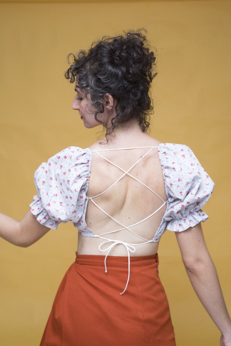 Vintage inspired floral bralette top with puffed sleeves statement top puff sleeve top with open back maiden sleeve crop top image 3