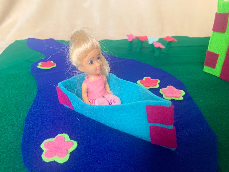 Princess Doll Play Mat, Pretend Animal World, Felt Little Animal Playscape, Fairytale Toy, Gift for Girl, Birthday Gift, Montessori Playset image 7