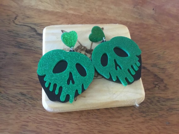 Poison apple earrings green