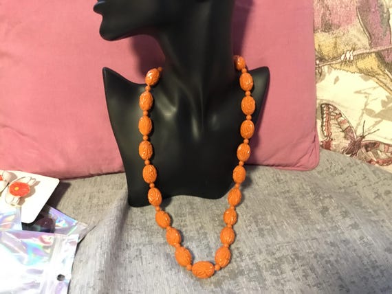 vintage 1940-60s ish era plastic brownish bead necklace 20 inch