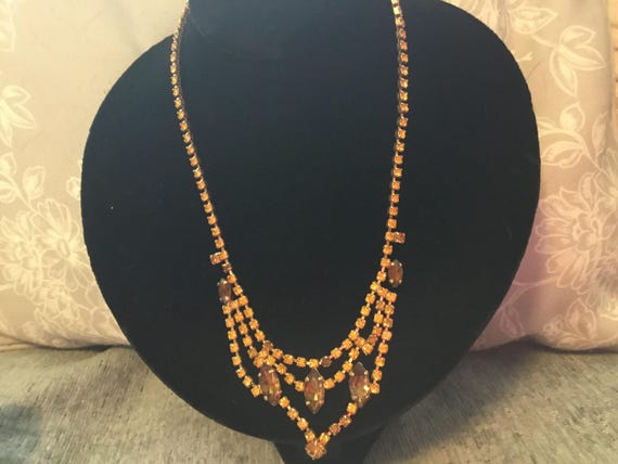 1960s ish amber color diamonte necklace 16 inch