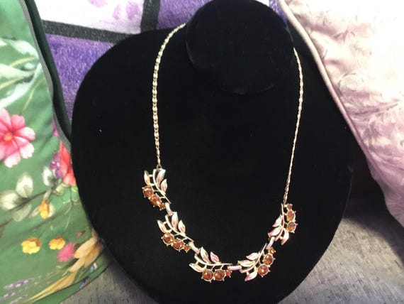 1940s ish era leaf design 16 inch necklace