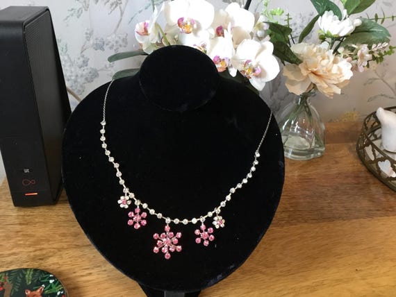 vintage snowflake pink necklace diamontes