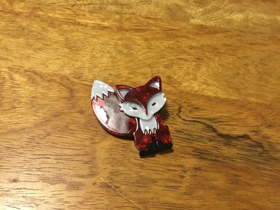 Acrylic fox brooch red