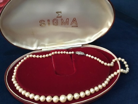 Vintage sigma faux pearl single strand necklace silver clasp