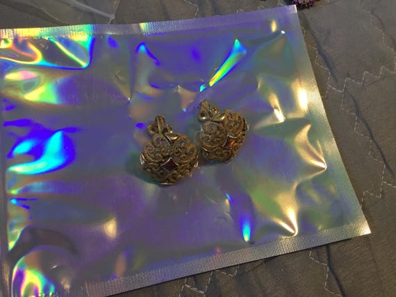 vintage avon clip on earrings 1970s style