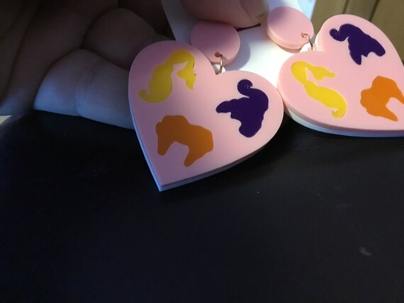 Acrylic three sister earrings