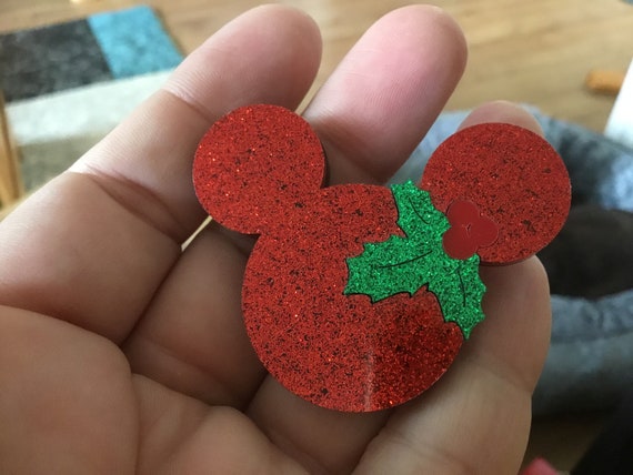 Mouse head red glittery christmas brooch
