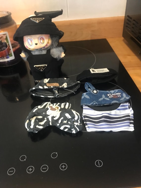 labu outfits only lot of three different ones