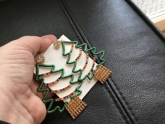 Christmas tree earrings
