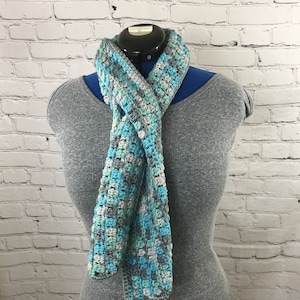 Crochet Keyhole Scarf Pattern