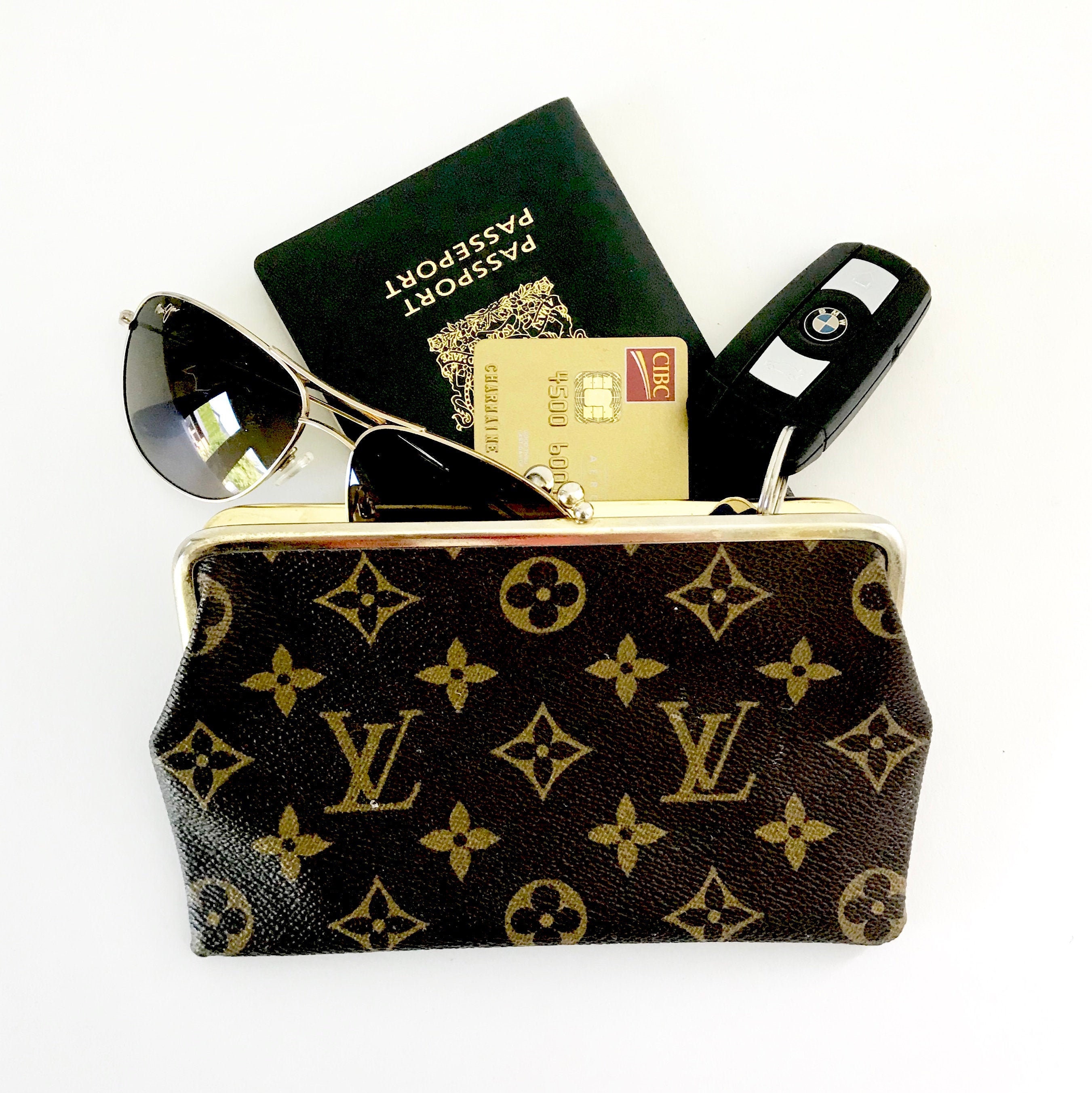 louis vuitton kisslock wallet