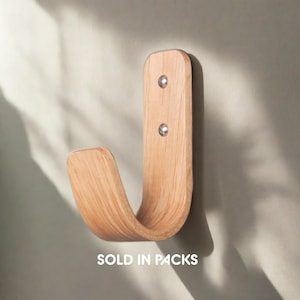 Modern Oak Wall Hook: Decorative Clothes/Towel Hanger