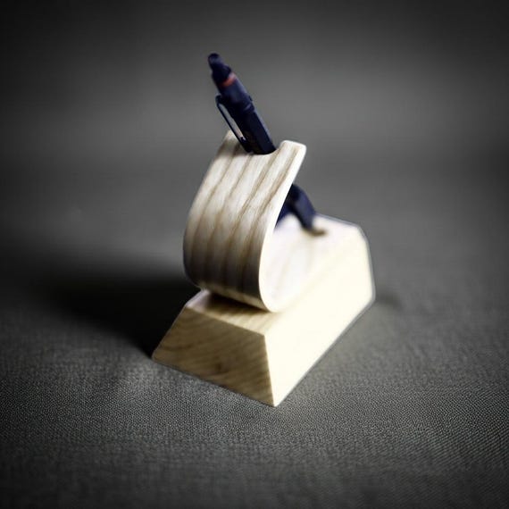 Luxury Wooden Pen Stand Display – American Ash Hardwood Desk Accessory