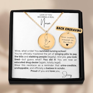 Presente de formatura de enfermeira personalizado – colar de estetoscópio com cartão personalizado engraçado – presente de formatura de RN para filha, amiga, nova enfermeira,
