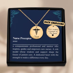 Collana personalizzata con caduceo e scheda di definizione del precettore infermieristico, regalo di laurea, regalo RN, regalo NP, regalo di ringraziamento
