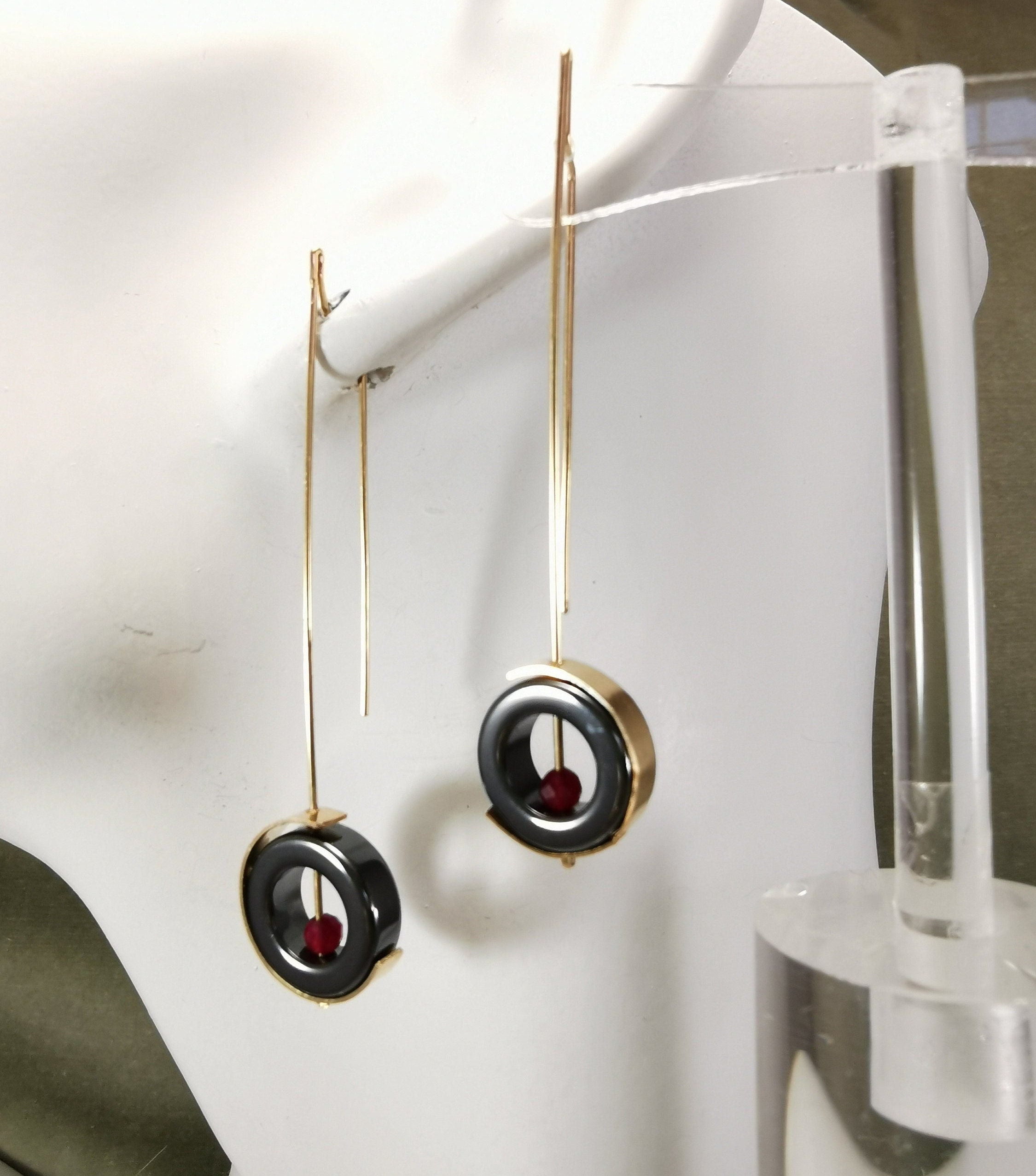 Black Gem Earring main image 1