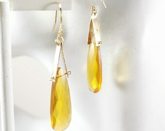 Modern gold citrine earring, contemporary golden gem earring, gift for her, good fortune earring, Thanksgiving& Christmas gift, lady gift