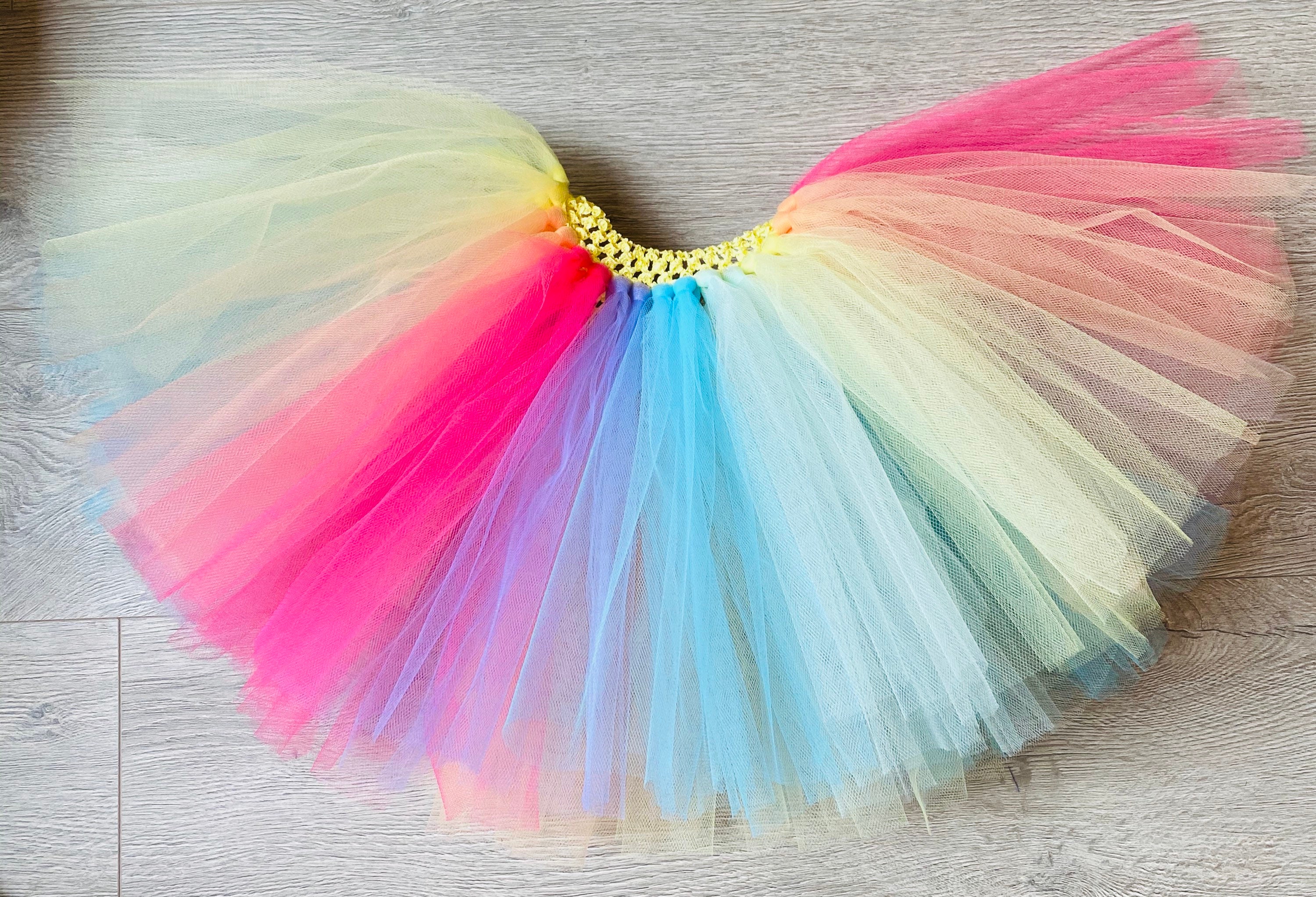 Falda tutu tul multicolor en #sevilla para Carnaval tienda Online disfraces