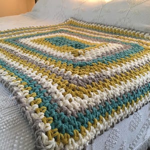 Soft Rectangle Stripe Crochet Afghan