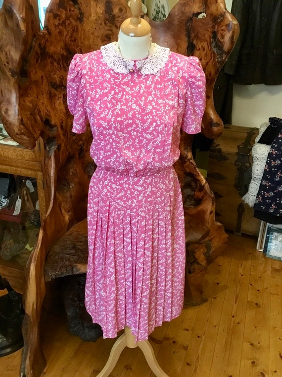 Pink ditsy floral day dress with crocheted collar