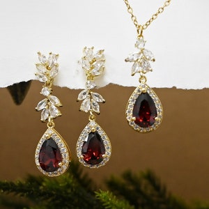 dark red wine red burgundy red Christmas gift jewelry party January birthstone birthday gift red drop earrings necklace bracelet set