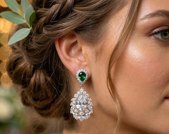 Emerald Green Dangle Earrings, Bridal Jewelry prom graduation wedding bridesmaid gift maid matron of honor mother bride groom