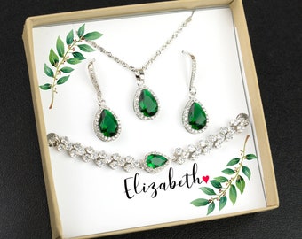 Vintage metal /& lowend emerald necklace earrings Ring bracelet set