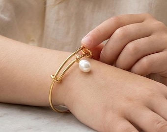 Fresh water pearl bracelet or Birthstone Bracelet • Children's Bracelet • Child Bangle • Flower Girl Gift • Birthday Gift • Gift for Kids