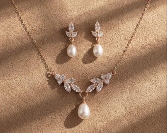Minimalist Freshwater Pearl Jewelry Set, Leaf Diamond Pearl Necklace, Wedding Jewelry Set, Bridal Earrings, Bridesmaid Gift, Gift for Her