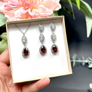 Burgundy red dark red  jewelry gift earrings gold red  holidays gift for her coworker wife bridesmaid gifts wedding bride MQ
