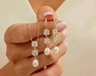 Fresh water Pearl Drop Earrings,  Bridal Jewelry, Bridesmaid Gift , clear crystal diamond necklace bracelet
