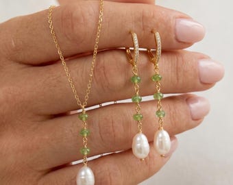 August birthstone ,Green Peridot  birthday ,birthday gift ,Fresh water Pearl Drop Earrings necklace ,  Bridal Jewelry, Bridesmaid Gift