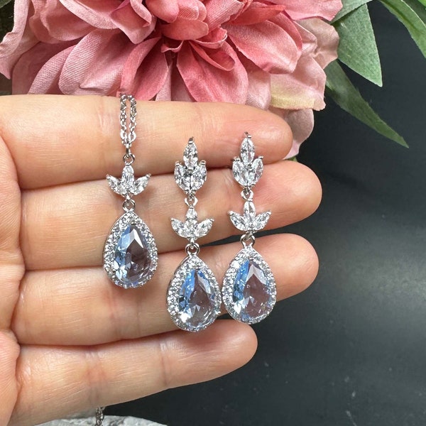 Crystal Earrings Bridal Earrings Drop Wedding Bridal Jewelry set Bridesmaids Earrings dusty light blue something blue silver 3 leaf Earring