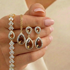 Smokey Brown Teardrop Bridesmaid Jewelry Set, Rhinestone Studs prom mother bride groom maid matron of honor s12