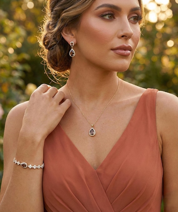 brown dress jewelry Smokey Teardrop Bridesmaid Set, Rhinestone Studs prom mother bride groom Maid matron of honor s12 Black on Black | The gorgeous cape sleeves Fashion / Core Tag: Fashion Size CN/US:S / 2
