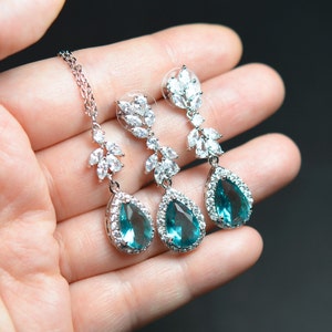 Teal blue Crystal Bridal earrings Wedding jewelry Bridesmaid Gift  necklace bracelet set something blue green mother bride groom gift svine