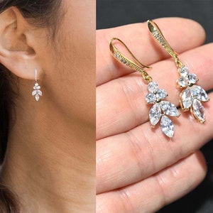 Bridesmaids earrings Bracelet Gifts,Adjustable Best friend Personalized Bracelet, flower girl Bracelet, Dainty leaf Bracelets,Wedding Leafp