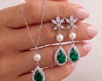 Emerald green dark moss  Pearl Drop Earrings necklace , Bridal Jewelry, Bridesmaid Gift