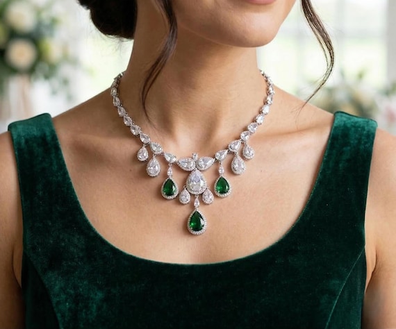 Emerald Green Crystal Drop Necklace - Bridal Wedding Jewelry prom mother bride groom bridesmaid gift