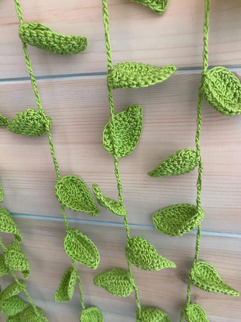 Crochet Vine Leaf Pattern, 3 Sizes, Boho Nature Decor (PDF Download) image 4