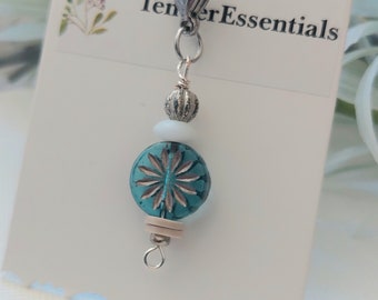 Zipper pull, Dainty aster flower zipper pull, Aqua zipper pull, Floral zipper charm, Zipper pulls for purses, Handbag zipper charms