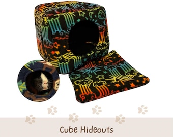 Guinea Pig Fleece Cube Hideout | Small Pet Beds & Hideouts for Ferrets, Rats, Hedgehogs, Rabbits