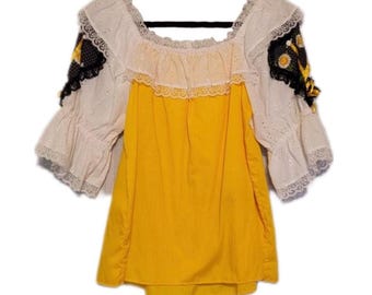 Blusa folclórica vintage