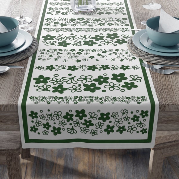 Pyrex Table Runner Spring Blossom, Green Crazy Daisy Pattern, Vintage Glass Collector, Corelle Corning Ware Retro Mod Flower, MCM Midcentury