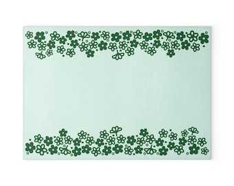 Pyrex Spring Blossom/Crazy Daisy Glass Cutting Board Vintage Inspired Kitchen White/Green Corning Ware Corelle Retro Reproduction Midcentury