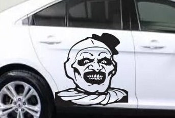 Sticker voiture clown - TenStickers