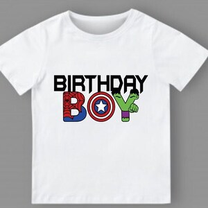 Camiseta de superhéroe para cumpleaños de niño/Camiseta personalizada con nombre y edad